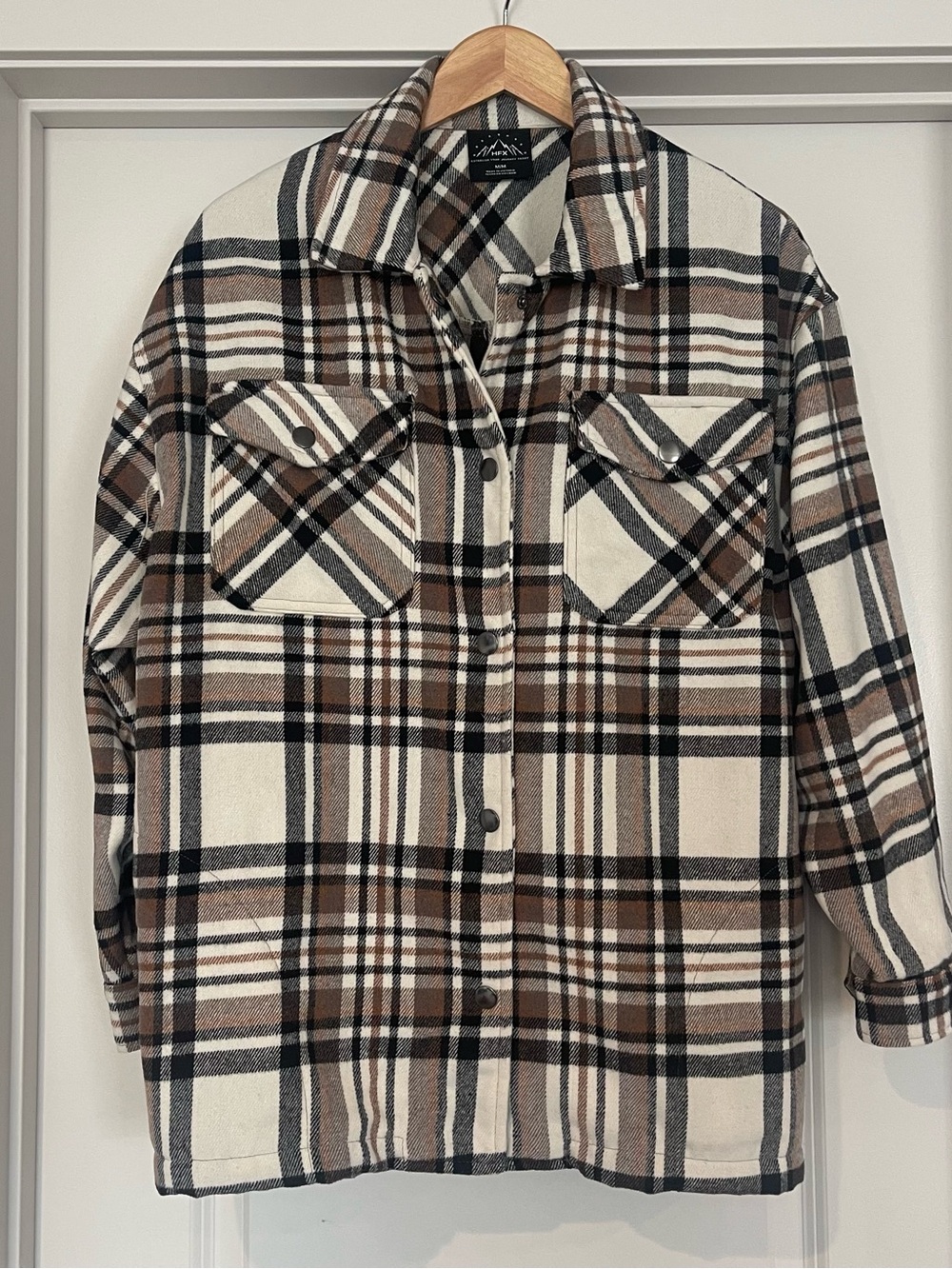 Plaid Snap-Front Men's Shirt Jacket in Brown and Cream with Chest & Side Pockets